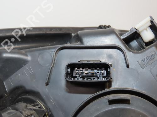 Left headlight RENAULT SCÉNIC III (JZ0/1_) 1.5 dCi | BP28832540C28 