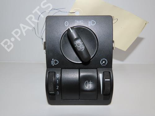 Used Headlight switch Headlight switch OPEL TIGRA TwinTop (X04) 1.4 (R97) (90 hp) 31030207 31030207