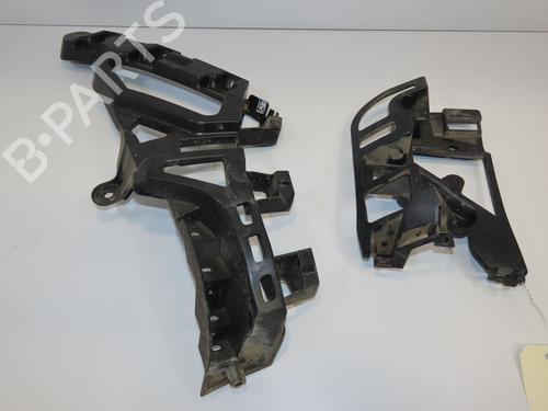 Used Rear bumper bracket Rear bumper bracket PEUGEOT 5008 II (MC_, MJ_, MR_, M4_) 1.2 THP (MRHNYH, MRHNYW, MRHNSJ, MRHNSU, MRHNSM) (131 hp) 28969184 28969184
