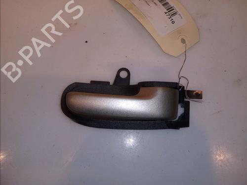 Used Rear right interior door handle Rear right interior door handle TOYOTA YARIS (_P1_) 1.3 (SCP12_, SCP13_, SCP12R, SCP13R) (87 hp) 13030988 13030988
