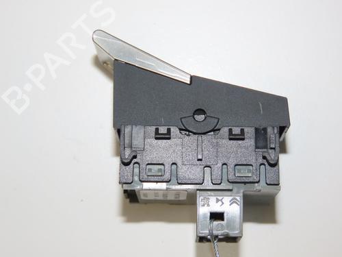 Left rear window switch DS DS 7 Crossback (J4_, JR_, JC_) 2.0 BlueHDi 180 (JJEHZR) | BP36495390I29 - Image 2