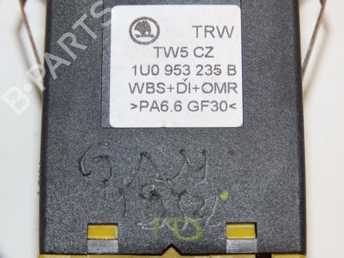 Warning switch SKODA OCTAVIA I Combi (1U5) 1.9 TDI | BP19162174I22 