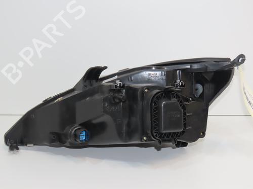 Right headlight FORD FOCUS I Turnier (DNW) 1.8 Turbo DI / TDDi | BP23177641C29