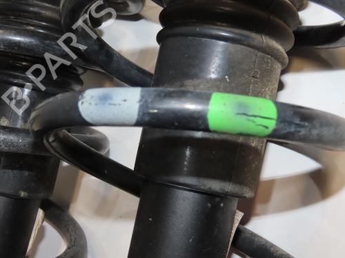 right-front-shock-absorber-dacia-duster-hs_-2010-2011-2012-2013-2014-2015-2016-2017-2018-33893115 main image