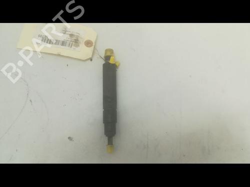 Used Injector VW GOLF III (1H1) 1.9 TDI (110 hp) 9601917