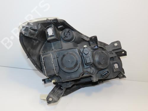 Used Left headlight RENAULT CLIO III (BR0/1, CR0/1) 1.5 dCi (BR17, CR17) (86 hp) 29263823
