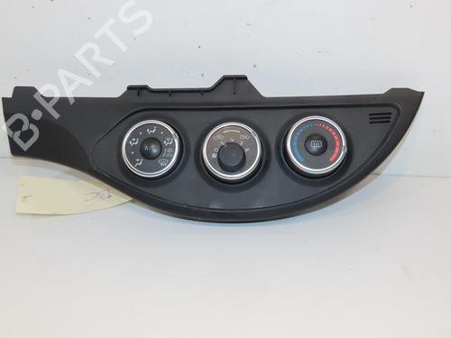 Climate control TOYOTA YARIS (_P13_) 1.3 (NSP130_, NSP130) | BP28830332I5 
