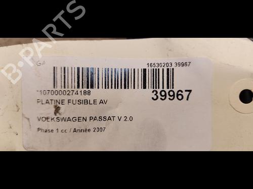 Used Fuse box VW PASSAT B6 Variant (3C5) 2.0 TDI 16V (140 hp) 9613178