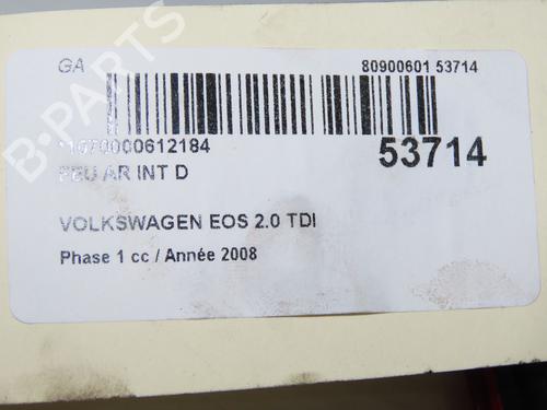 Feu de coffre droit VW EOS (1F7, 1F8) 2.0 TDI (140 hp) 31984660