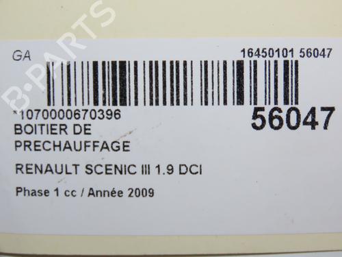 Used Electronic module RENAULT SCÉNIC III (JZ0/1_) 1.9 dCi (JZ0J, JZ1J, JZ1K, JZ1S) (131 hp) 30955773