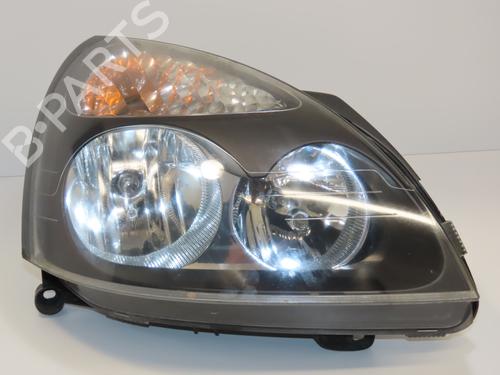Used Right headlight RENAULT CLIO II (BB_, CB_) 1.2 (BB0A, BB0F, BB10, BB1K, BB28, BB2D, BB2H, CB0A,... (58 hp) 28969422