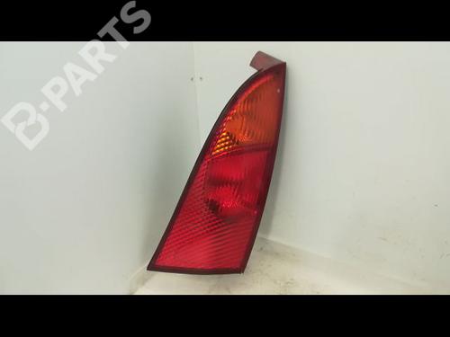 Høyre baklys FORD FOCUS I (DAW, DBW) 1.8 TDCi (115 hp) 9595353