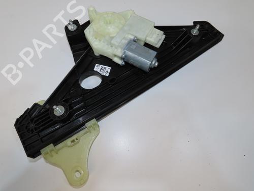 Rudehejsemekanisme venstre bagtil Rudehejsemekanisme venstre bagtil RENAULT CLIO V (B7_) 1.5 Blue dCi 100 (B7AD) (101 hp) 33998868 33998868