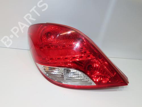 Rückleuchte Links für PEUGEOT 207 (WA_, WC_) 1.6 HDi (109 hp) 31692786