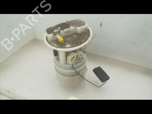 Used Fuel pump RENAULT CLIO II (BB_, CB_) 1.2 LPG (58 hp) 9599171
