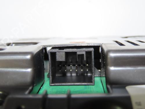 Used Instrument cluster BMW 1 (F40) 116 d (116 hp) 31274368