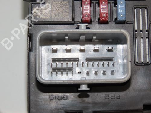 Used Fuse box PEUGEOT 307 SW (3H) 1.6 HDI 110 (109 hp) 30486386