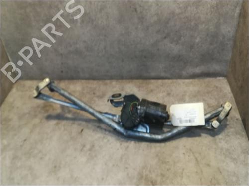 Used Front wiper motor Front wiper motor VW TRANSPORTER T4 Bus (70B, 70C, 7DB, 7DK, 70J, 70K, 7DC, 7DJ) 2.5 TDI (102 hp) 9611381 9611381
