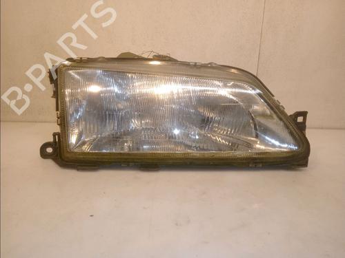 Used Right headlight PEUGEOT 306 Hatchback (7A, 7C, N3, N5) 1.6 (89 hp) 15643442