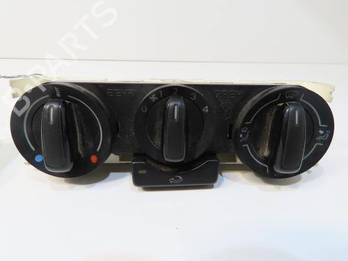 AC Styreenhet / Manøvreringsenhet AC Styreenhet / Manøvreringsenhet 38972833 38972833