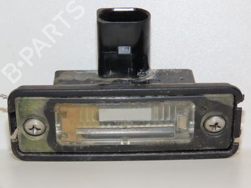 Used Licence plate light VW POLO (6N2) 1.4 (60 hp) 18129731