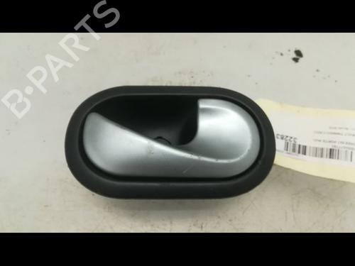 Used Front right interior door handle Front right interior door handle RENAULT TWINGO II (CN0_) 1.5 dCi (CN0E) (64 hp) 23175901 23175901