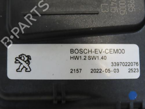 Used Front wiper motor Front wiper motor CITROËN C5 AIRCROSS (A_) 1.5 BlueHDi 130 (ACYHZJ, ACYHZR) (131 hp) 19123501 19123501