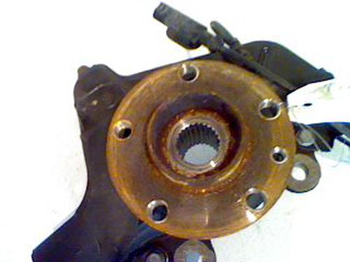 Used Left front steering knuckle Left front steering knuckle 36493883 36493883