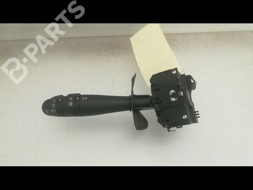 Used Steering column stalk RENAULT CLIO II (BB_, CB_) 1.2 (BB0A, BB0F, BB10, BB1K, BB28, BB2D, BB2H, CB0A,... (58 hp) 9596942