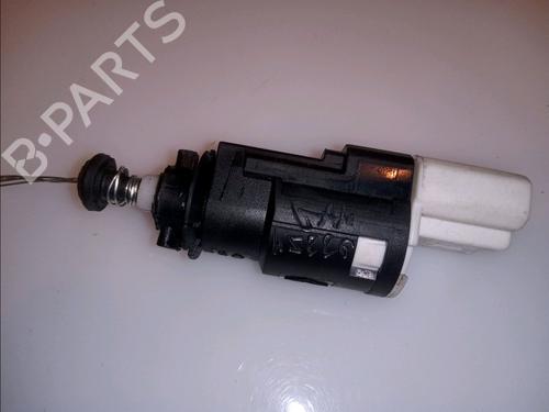 Used Electronic module RENAULT CLIO III (BR0/1, CR0/1) 1.5 dCi (C/BR0G, C/BR1G) (68 hp) 23173696