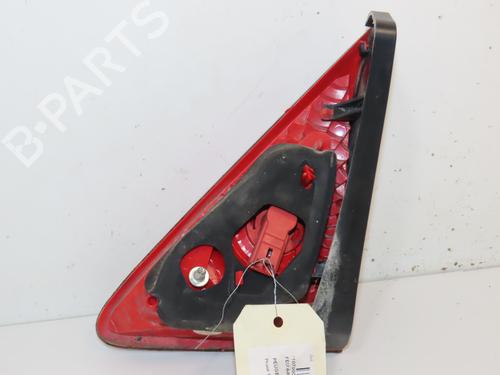 Left tailgate light PEUGEOT 3008 I MPV (0U_) 2.0 HDi 150 / BlueHDi 150 | BP28832606C79 