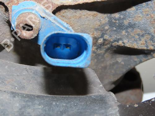 Used Left front steering knuckle Left front steering knuckle PORSCHE CAYENNE (9PA) Turbo 4.5 (450 hp) 33298059 33298059