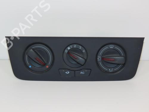 Used Climate control SEAT IBIZA IV (6J5, 6P1) 1.9 TDI (105 hp) 18837254