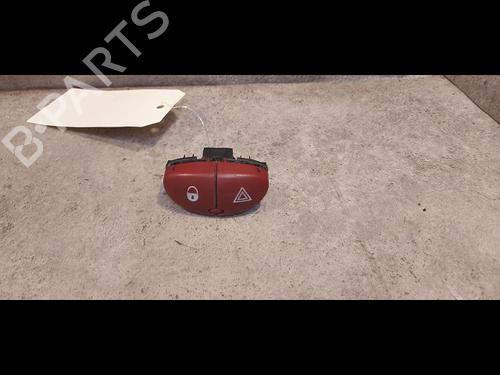 Used Warning switch Warning switch HONDA CIVIC VII Hatchback (EU, EP, EV) 1.6 i (EP2, EU8, EU6) (110 hp) 9612071 9612071