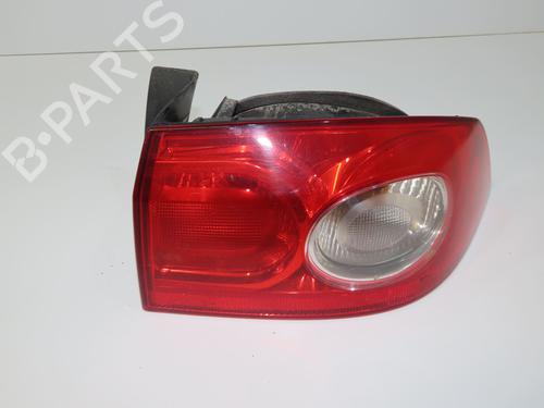 Used Right taillight Right taillight 32005037 32005037
