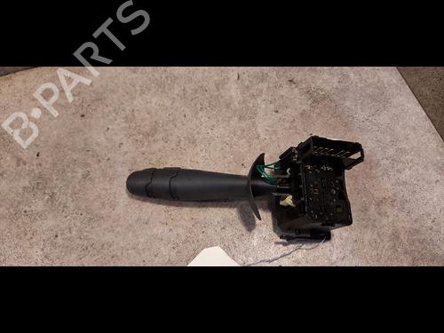 Used Steering column stalk RENAULT LAGUNA II (BG0/1_) 1.9 dCi (BG13) (125 hp) 9615523