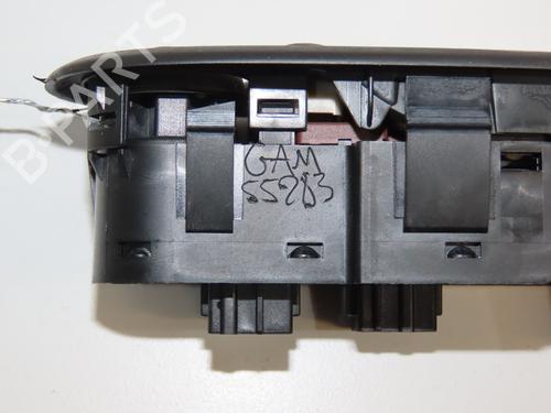 Left front window switch PEUGEOT 308 I (4A_, 4C_) 1.6 HDi | BP30606545I27