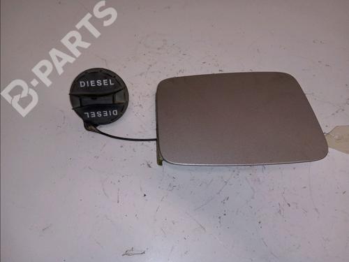 Used Fuel flap KIA SORENTO I (JC) 2.5 CRDi 4WD (140 hp) 10107883
