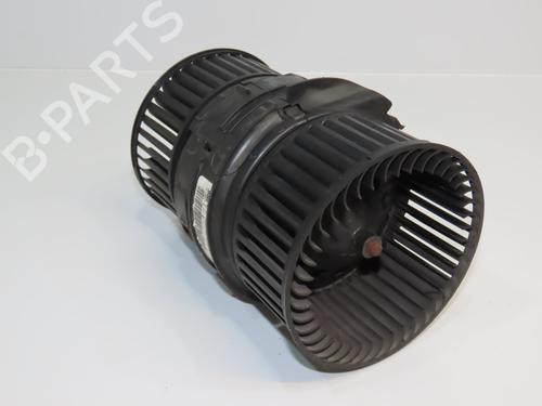 Used Heater blower motor Heater blower motor RENAULT SCÉNIC III (JZ0/1_) 1.9 dCi (JZ0J, JZ1J, JZ1K, JZ1S) (131 hp) 30916888 30916888