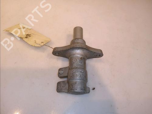 Used Brake master cylinder FORD FIESTA V (JH_, JD_) 1.4 TDCi (68 hp) 23173756