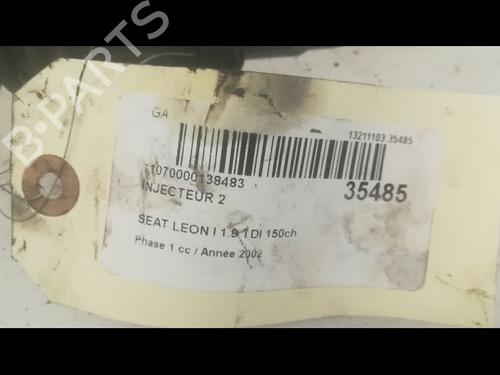 Used Injector SEAT LEON (1M1) 1.9 TDI (150 hp) 9599639