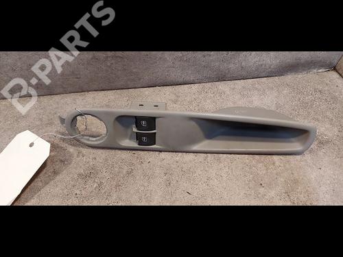 left-front-window-switch-renault-zoe-bfm_-zoe-2012-9614966 main image