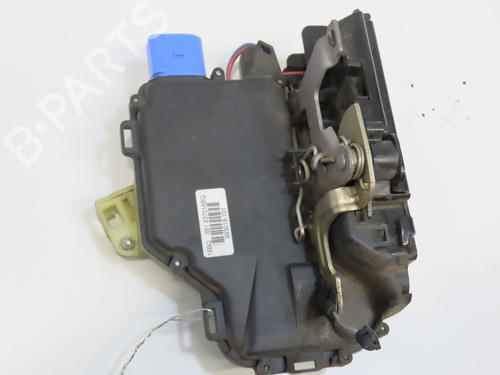 Front right lock VW TRANSPORTER T5 Van (7HA, 7HH, 7EA, 7EH) 1.9 TDI | BP28968790C97 