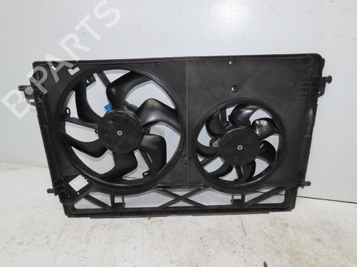 Used Radiator fan RENAULT TRAFIC III Van (FG_) 1.6 dCi 125 (FGMH) (125 hp) 28967139