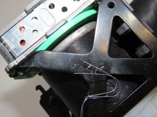 Front left seatbelt CITROËN C4 II (NC_) 1.6 HDi 90 | BP37624653I26 - Image 2