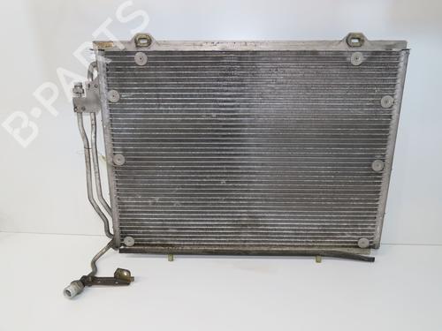 Radiateur de chauffage Radiateur de chauffage MERCEDES-BENZ C-CLASS (W202) C 200 CDI (202.134) (102 hp) 36493570 36493570