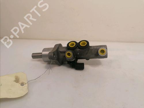 Brake master cylinder VW GOLF VI (5K1) 2.0 TDI | BP15671975M77