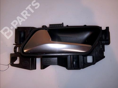 Used Front left interior door handle DS DS 3 / DS 3 CROSSBACK (UR_, UC_, UJ_) 1.2 PureTech 130 (URHNSS) (131 hp) 11998946