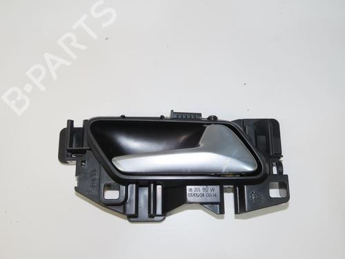 front-right-interior-door-handle-ds-ds-3-ds-3-crossback-ur_-uc_-uj_-2018-31747994 main image