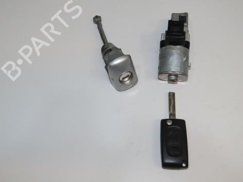 electronic-module-citroen-c4-grand-picasso-i-ua_-2006-2007-2008-2009-2010-2011-2012-2013-34356976 main image